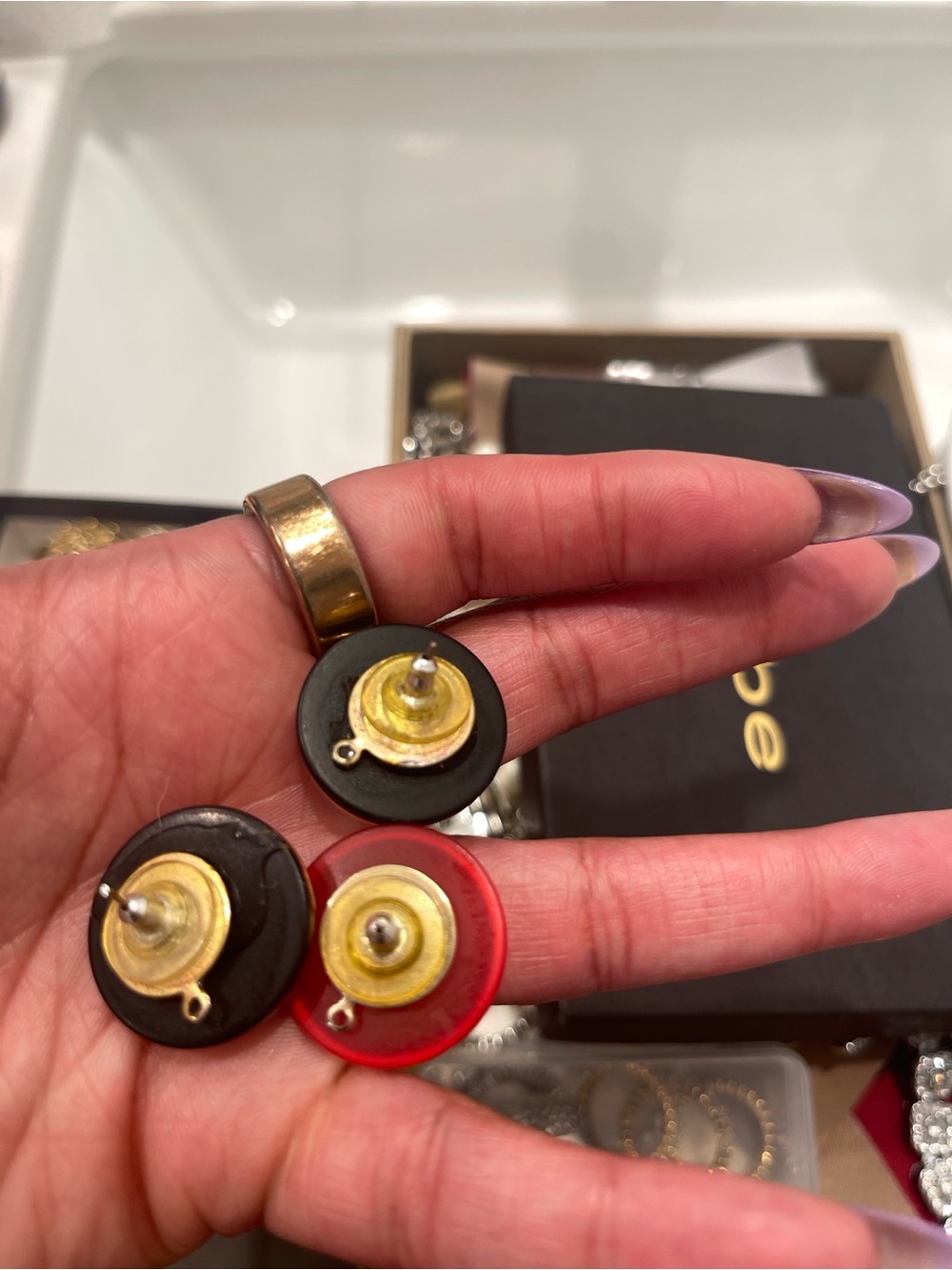 CHANEL Black and Gold Round CC Button up-cycled into earrings - Picture 4 of 4
